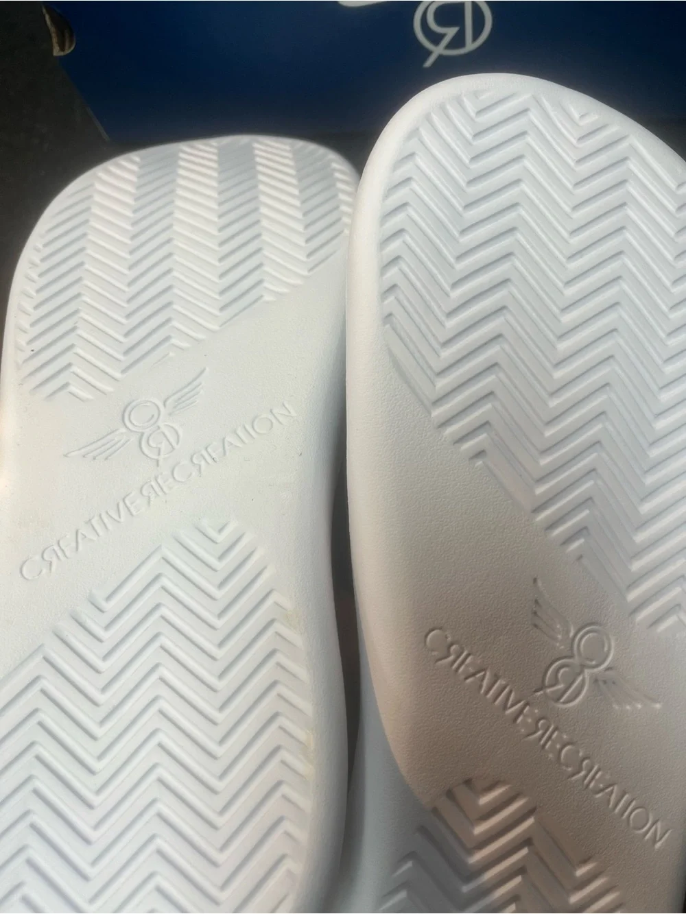 Sz Various MENS CREATIVE RECREATION VARESE SLIDES